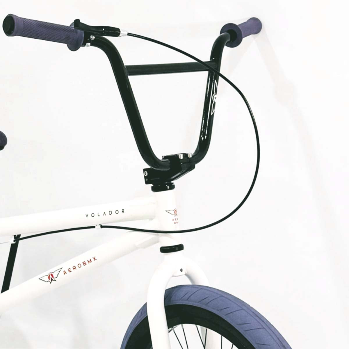 Bicicleta Bmx Aerobmx R20 Centro Mid Volador color blanco-gris