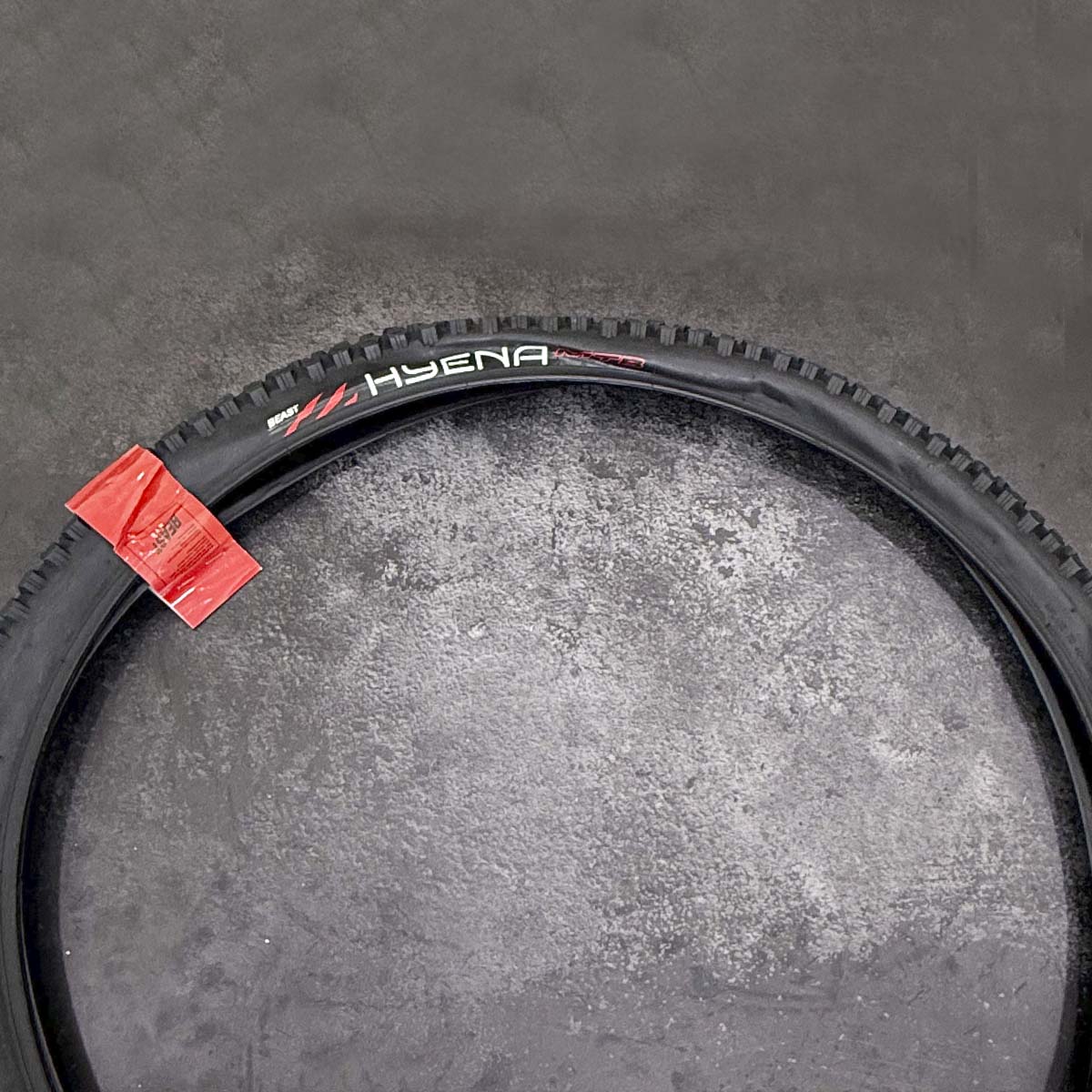 Llanta Bicicleta Montaña Mtb Rodada 29 X 2.30 Beast Hyena Negra