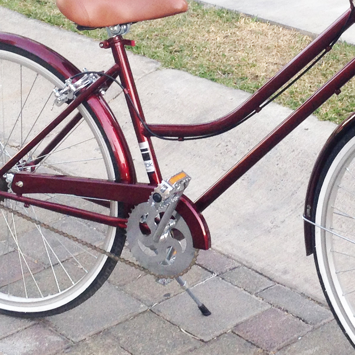 Bicicleta Rodado 26 Modelo Vintage Pedalé con Canasta para Mujer color tinto
