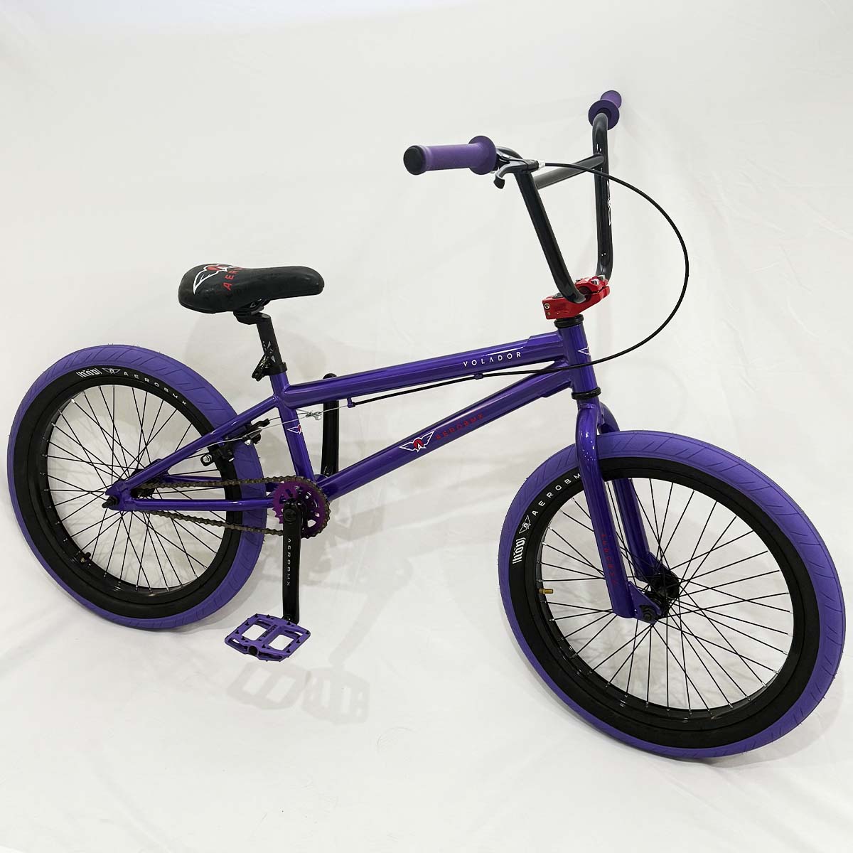 Bicicleta BMX Aerobmx Volador Centro Americano con cranks Rodado 20 color morado