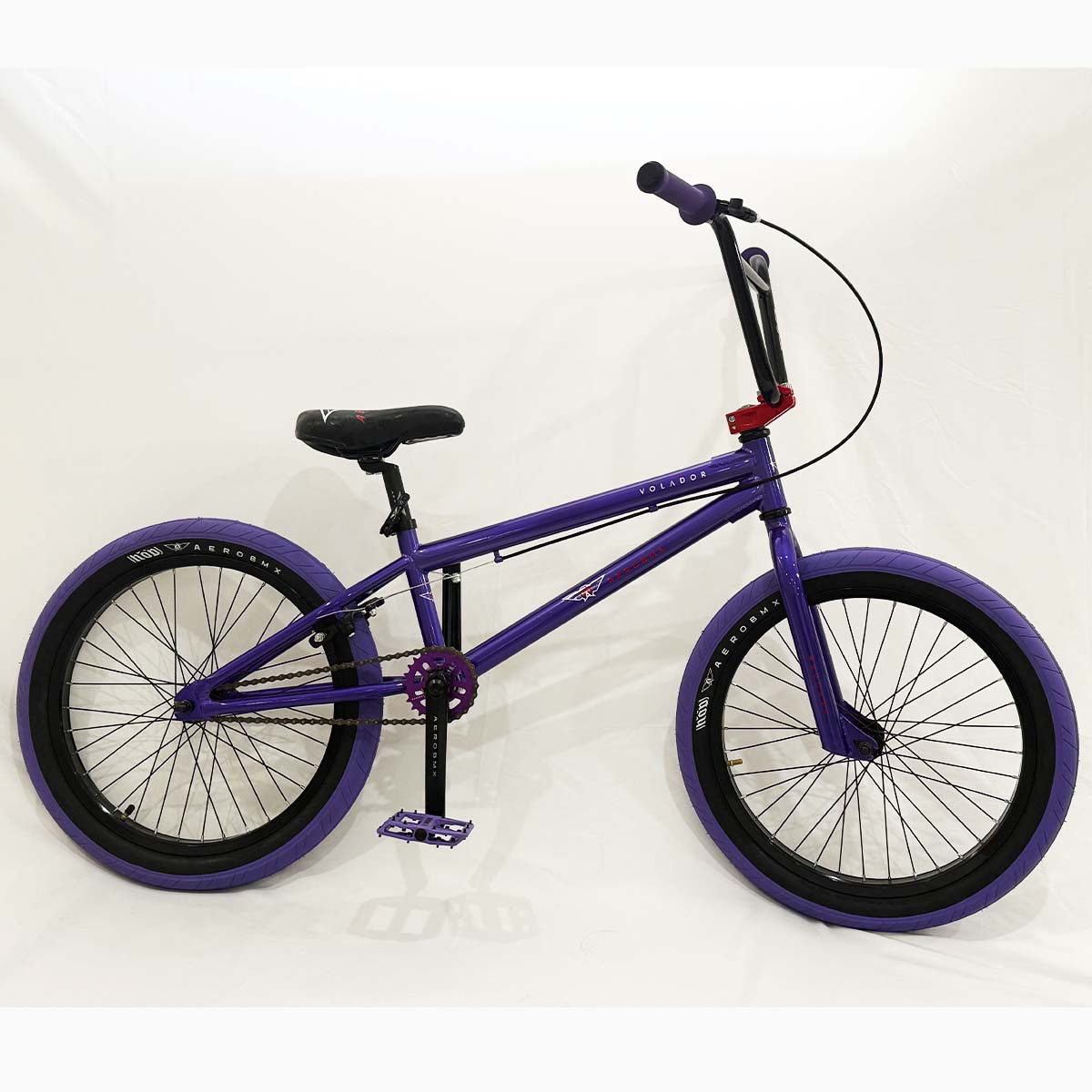 Bicicleta BMX Aerobmx Volador Centro Americano con cranks Rodado 20 color morado