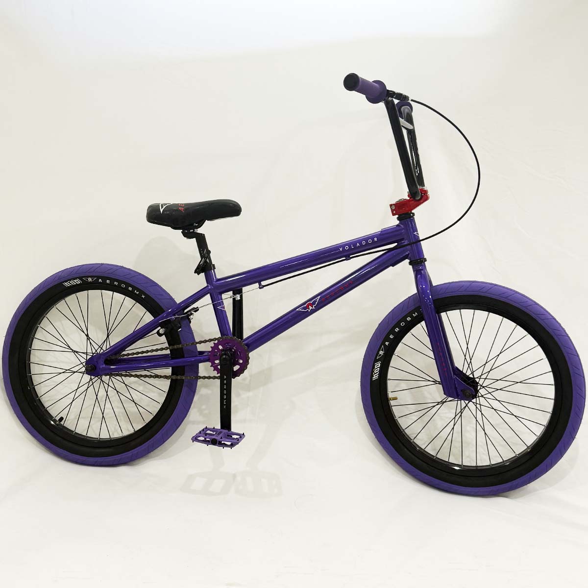 Bicicleta BMX Aerobmx Volador Centro Americano con cranks Rodado 20 color morado