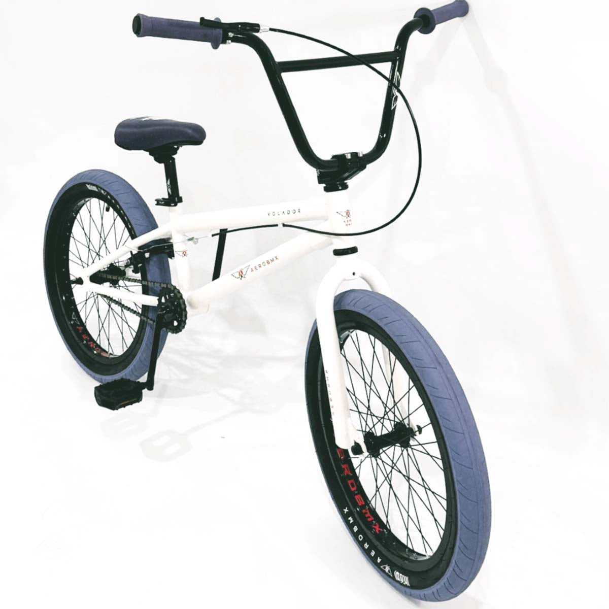 Bicicleta Bmx Aerobmx Volador Centro Americano Rodado 20 color blanco-gris