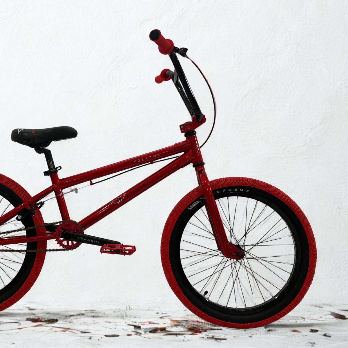 Bicicleta BMX Aerobmx Volador Centro Americano con cranks Rodado 20 color rojo